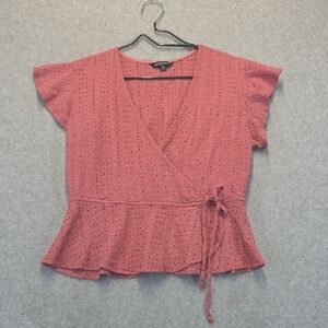 Style Envy Rust Eyelet Wrap Blouse Peplum Short Sleeve Size Medium